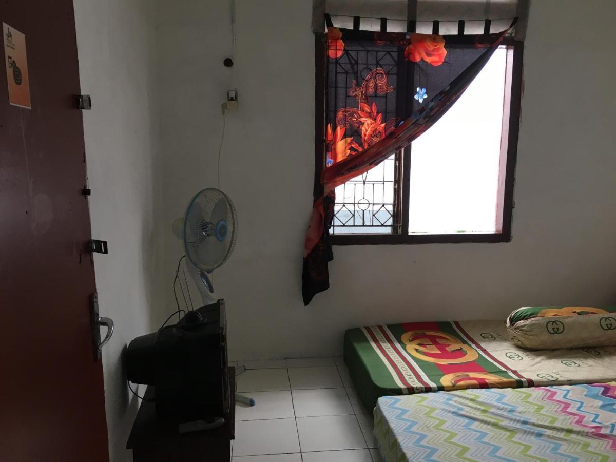 Tambak Bayan Guesthouse Kejayan Eksteriør billede